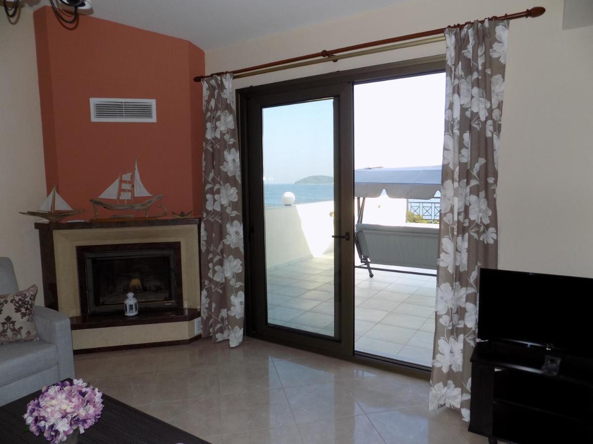 Rhodon House Apartment สเกียธอสทาวน์ ภายนอก รูปภาพ