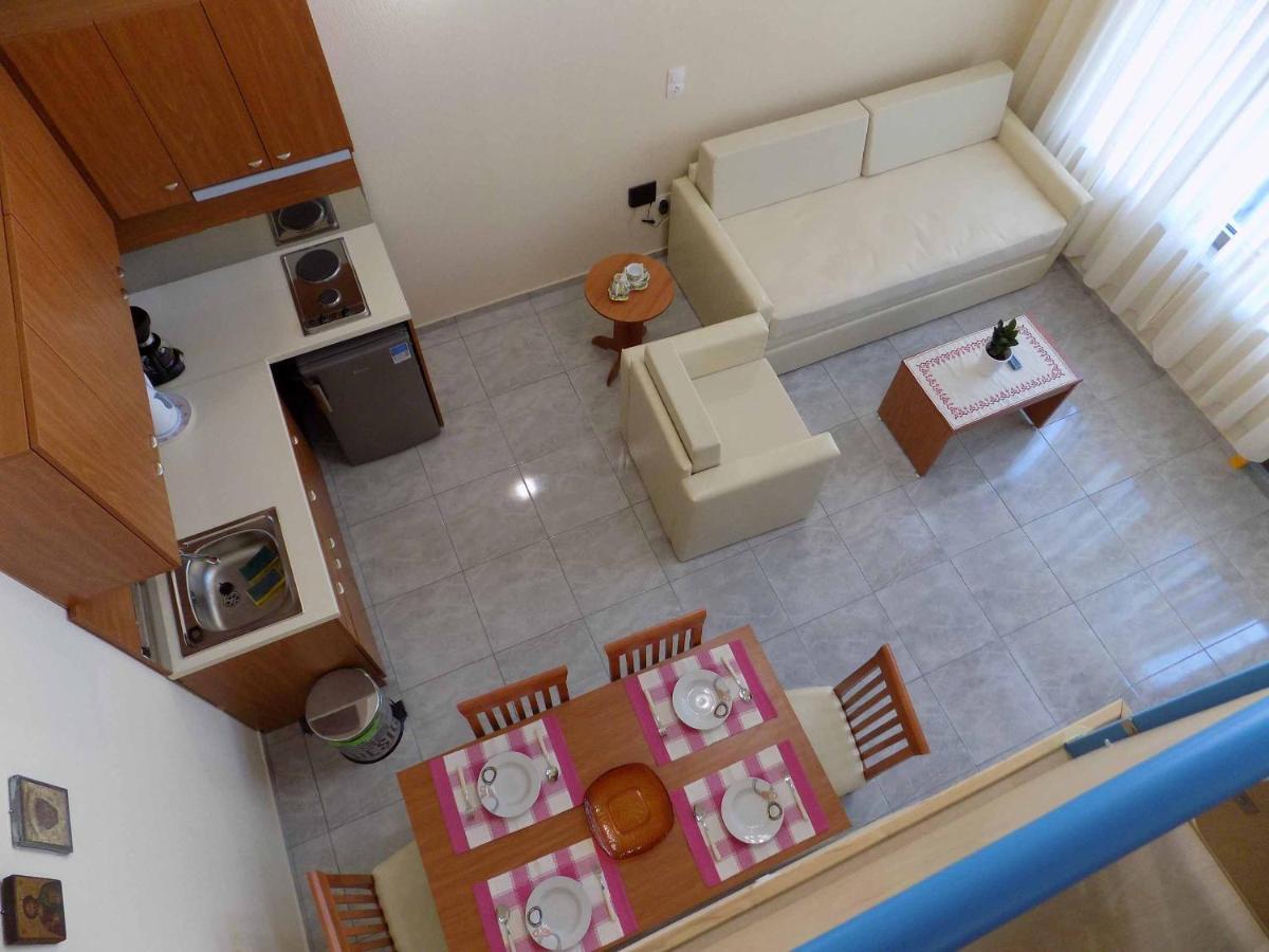 Rhodon House Apartment สเกียธอสทาวน์ ภายนอก รูปภาพ