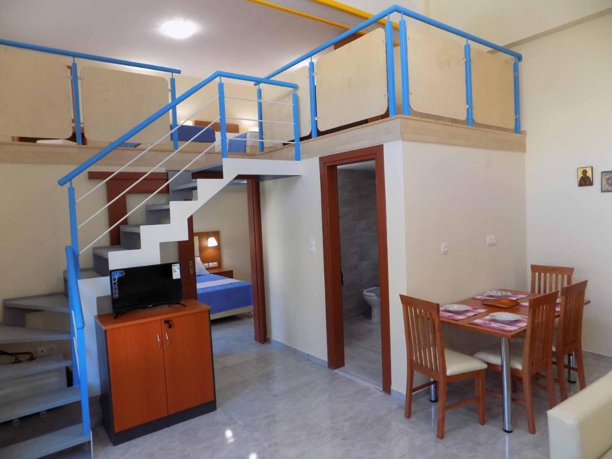 Rhodon House Apartment สเกียธอสทาวน์ ภายนอก รูปภาพ
