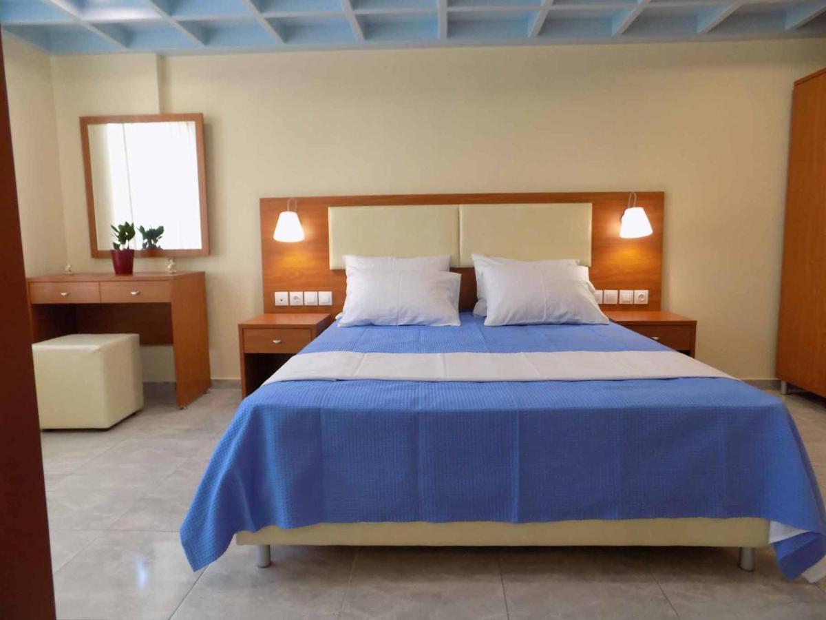 Rhodon House Apartment สเกียธอสทาวน์ ภายนอก รูปภาพ