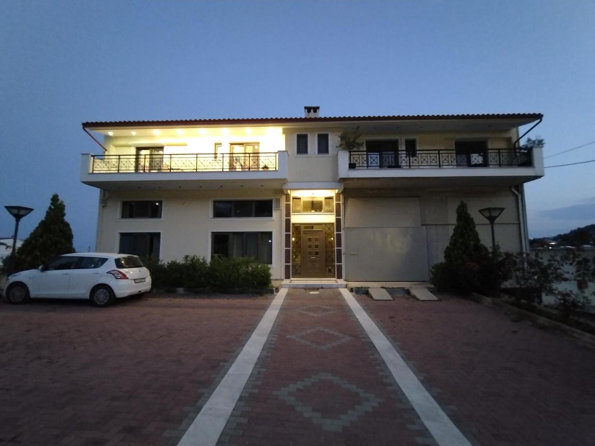 Rhodon House Apartment สเกียธอสทาวน์ ภายนอก รูปภาพ
