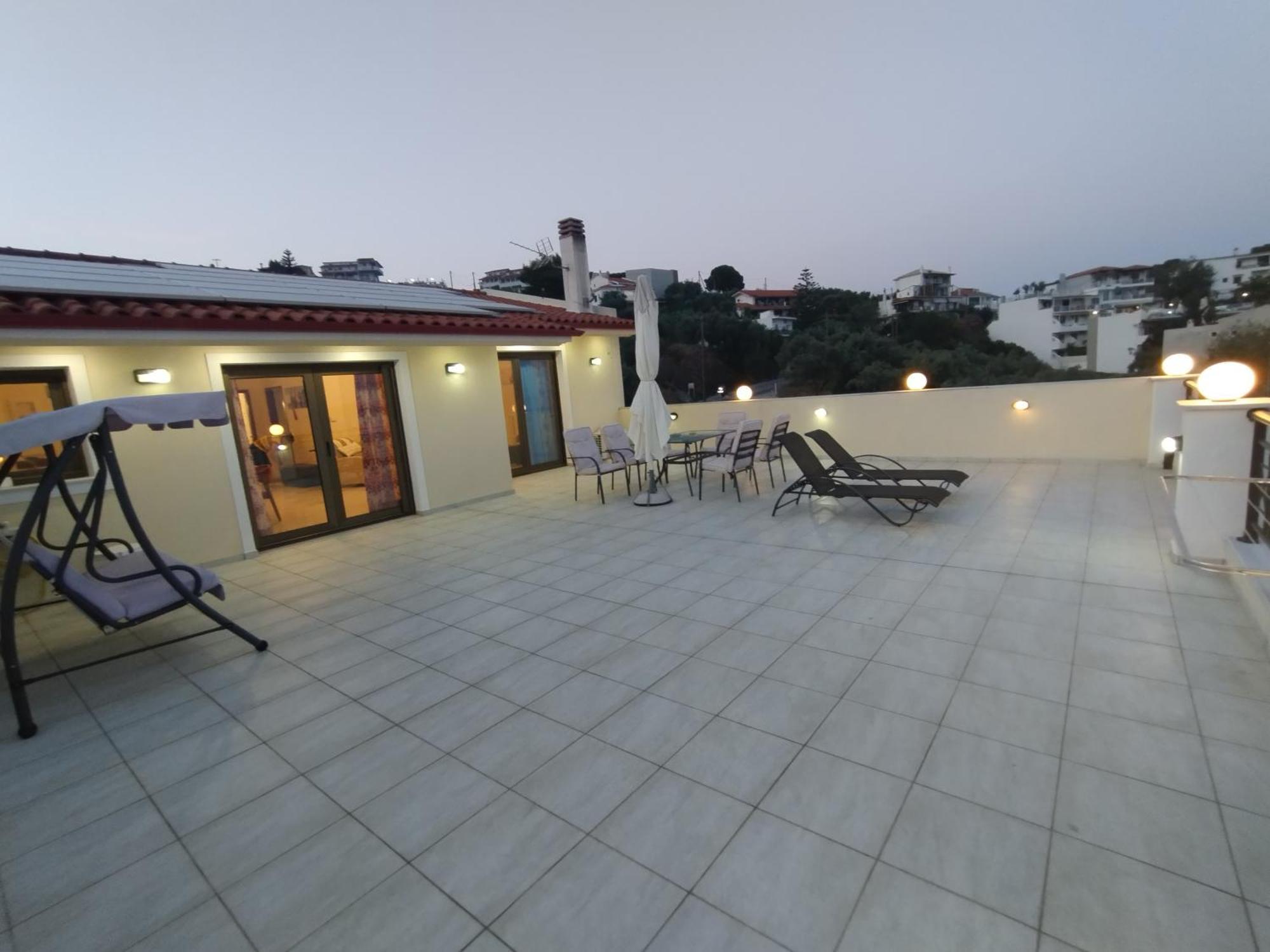 Rhodon House Apartment สเกียธอสทาวน์ ภายนอก รูปภาพ
