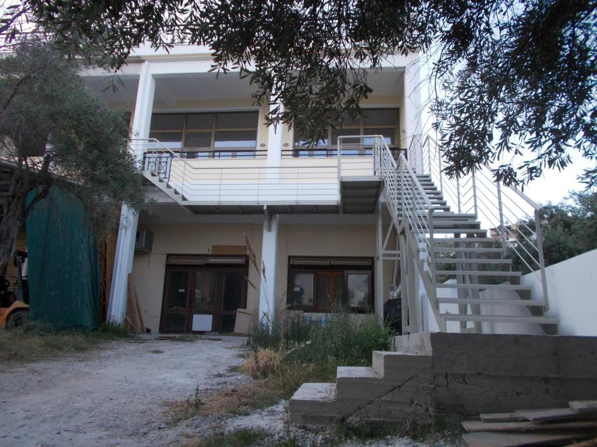 Rhodon House Apartment สเกียธอสทาวน์ ภายนอก รูปภาพ