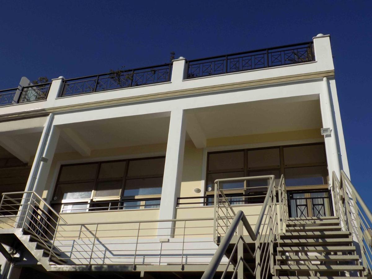 Rhodon House Apartment สเกียธอสทาวน์ ภายนอก รูปภาพ