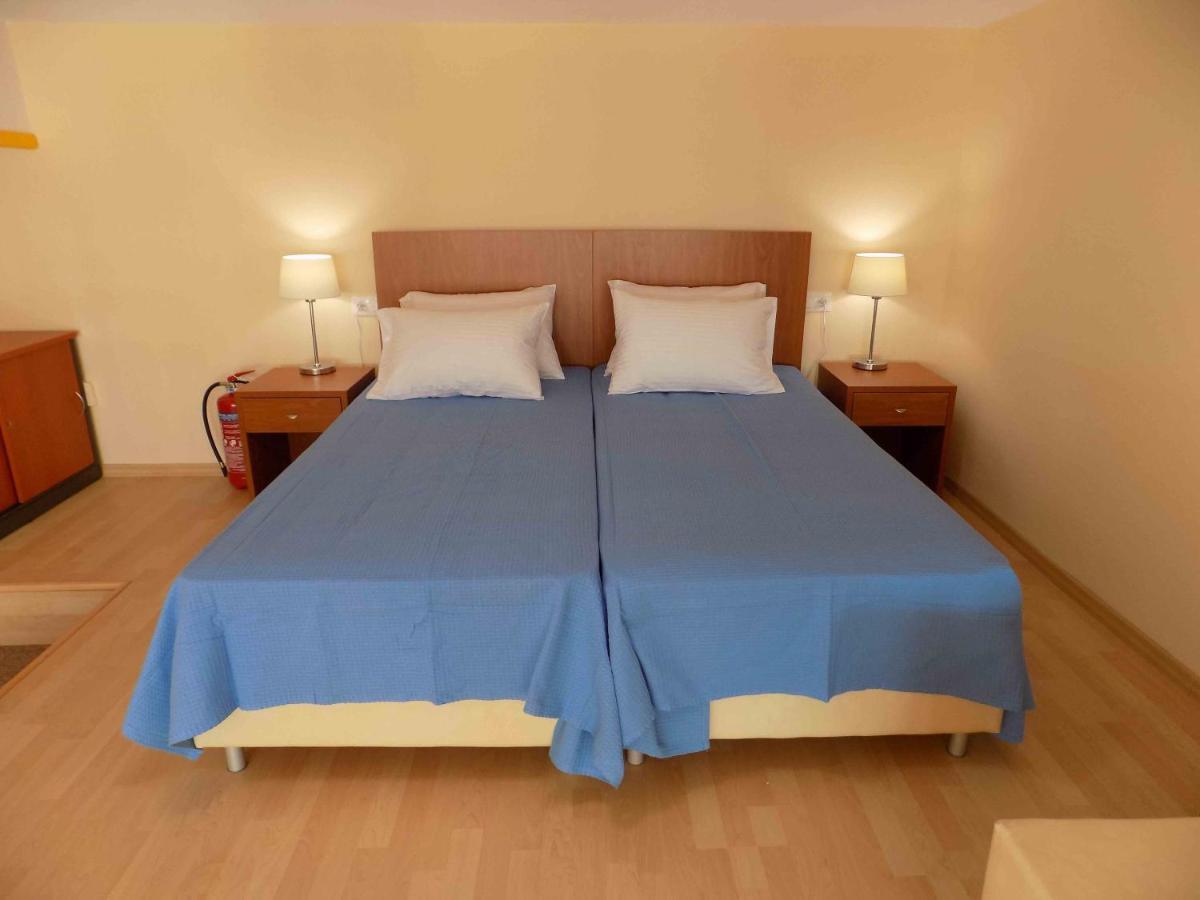 Rhodon House Apartment สเกียธอสทาวน์ ภายนอก รูปภาพ
