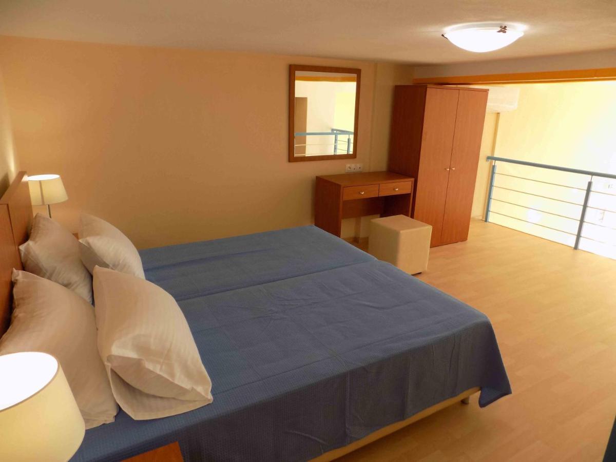 Rhodon House Apartment สเกียธอสทาวน์ ภายนอก รูปภาพ